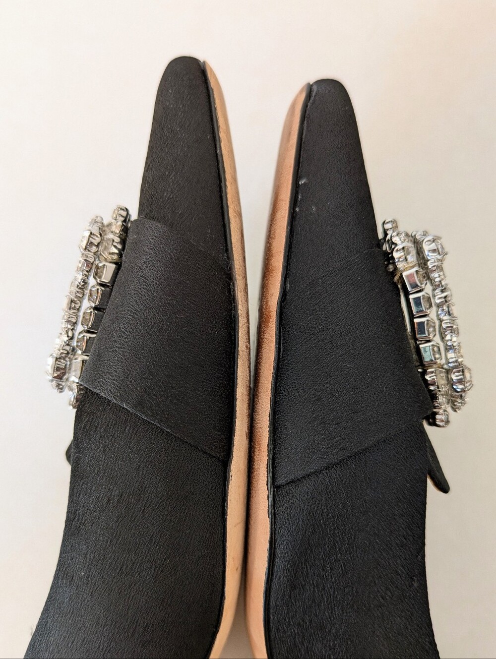 Badgley Mischka Crystal Slingback Low Heels Black Satin Block Heel Point Toe 8.5 - Picture 5 of 17